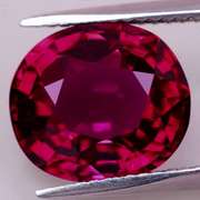 Captivating 4.43ct VVS violet pink Tourmaline