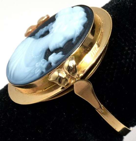 Fancy Wedgewood Cameo Ring in 14KT Yellow Gold