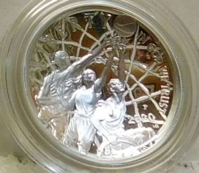 2020 NEW ! Colorized Basketball Silver Dollar Commemora