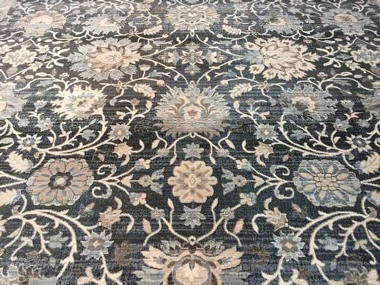 Classic  All over Design  Rug 8x10