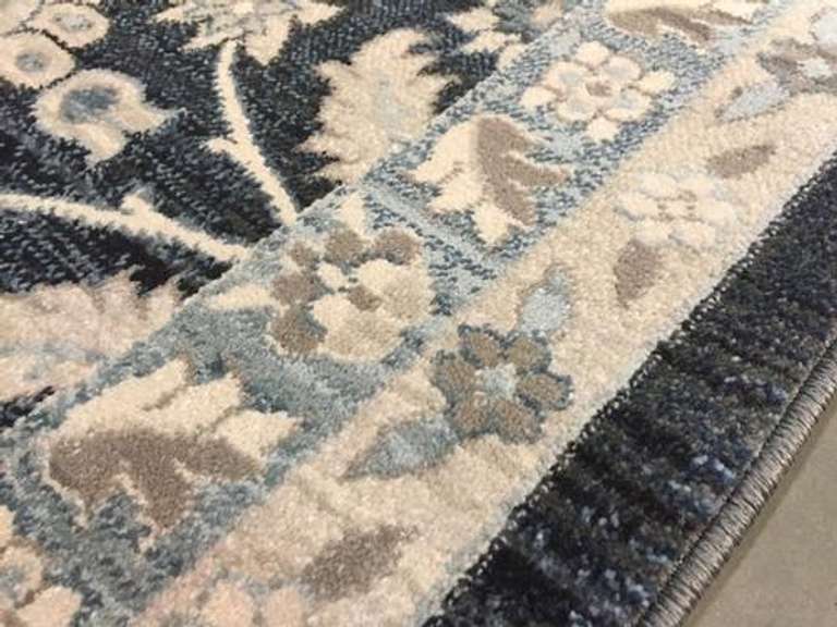 Classic  All over Design  Rug 8x10