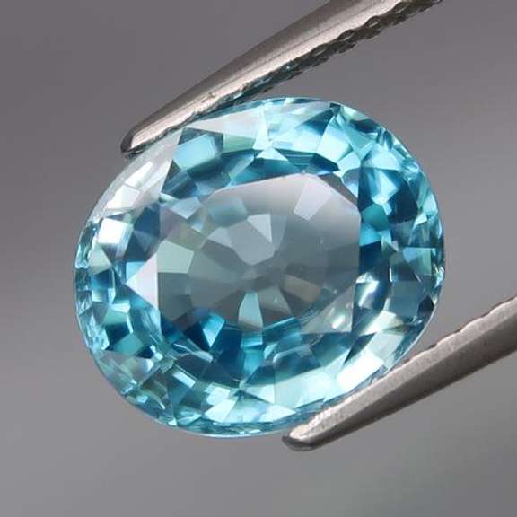 Tremendous 5.06ct baby blue Zircon