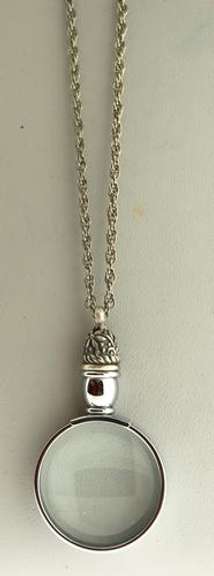 Vintage Silver Tone Magnifying Glass Pendant With Long Rope Chain