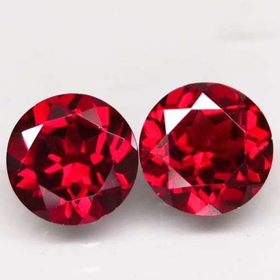 Elegant 3.17ct pair of ruby red Garnets