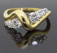 Unique Diamond & Gold Wave Ring