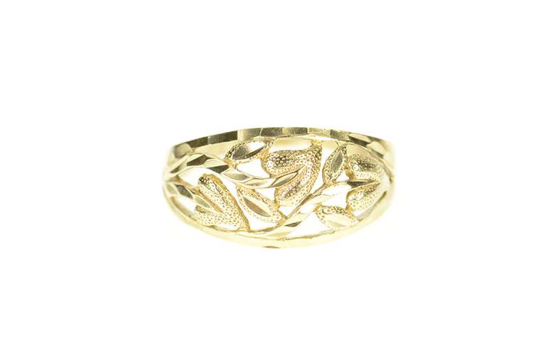 10K Yellow Gold Ornate Textured Leaf Graduated Vine Band Ring