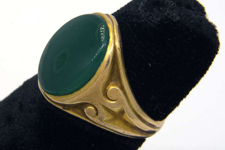 Art Nouveau Green Chalcedony Signet Pinky Ring