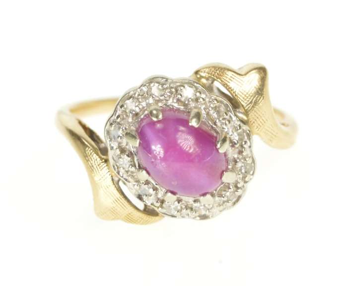 14K Yellow Gold Retro Star Ruby Diamond Halo Bypass Ring