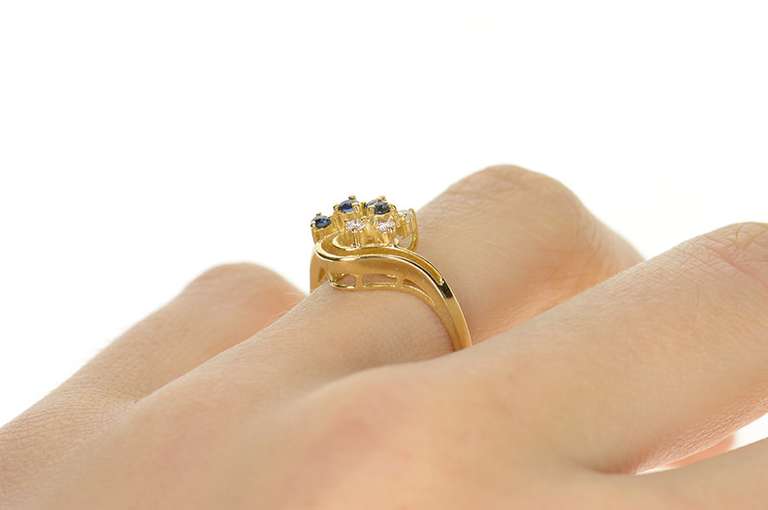 14K Yellow Gold Sapphire Diamond Cluster Wavy Bypass Ring