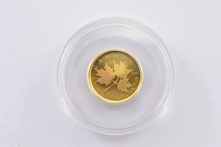 2001 Canada 10 Dollars 1/4 Oz Fine Gold Maple Leaf Hologram Coin - Box