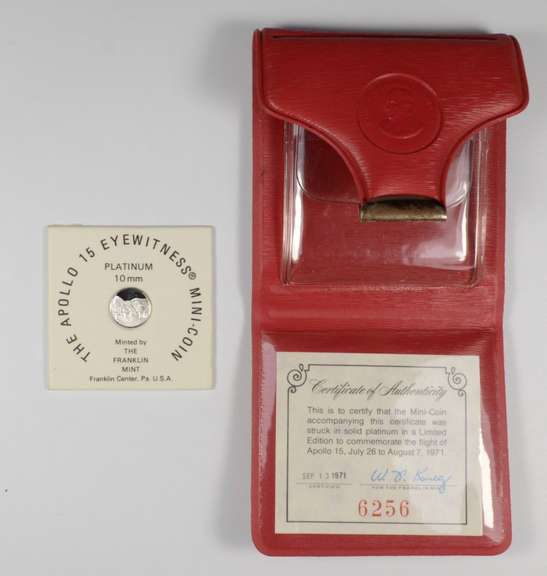 Apollo 15 Eyewitness Mini-Coin - Ltd Ed 10 mm Platinum - Case & COA