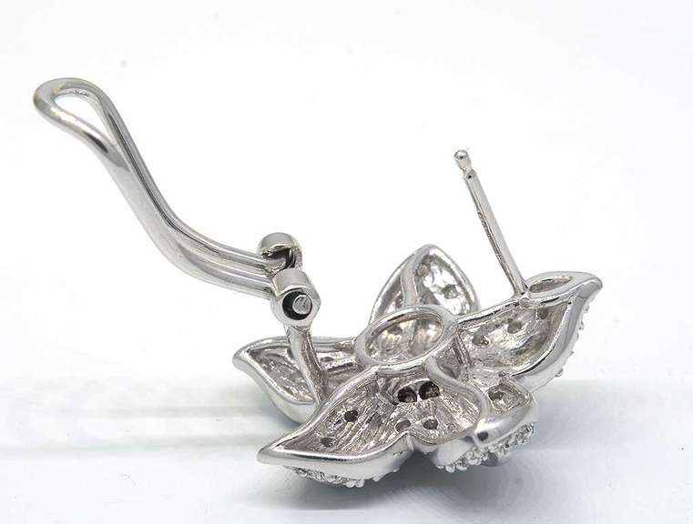 Breathtaking Brown & White Diamond Flower Earrings
