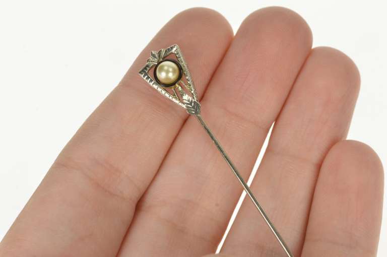 18K White Gold Pearl Black Enamel Art Deco Decorative Stick Pin