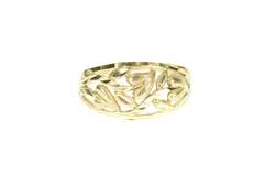 10K Yellow Gold Ornate Textured Leaf Graduated Vine Band Ring