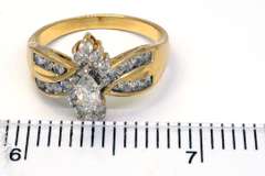 Sparkling Diamond Cluster Ring