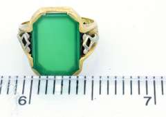 Vintage Emerald Duo-Tone Ring in Gold