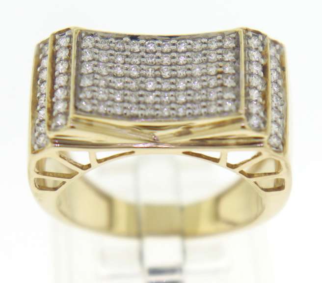 Fabulous Men's Diamond Yellow Gold Ring