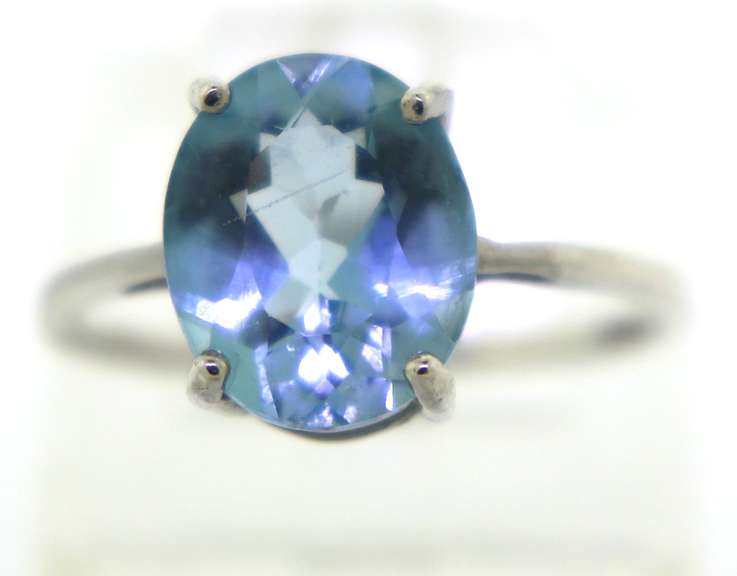 Sterling Silver Oval Blue Topaz Ring