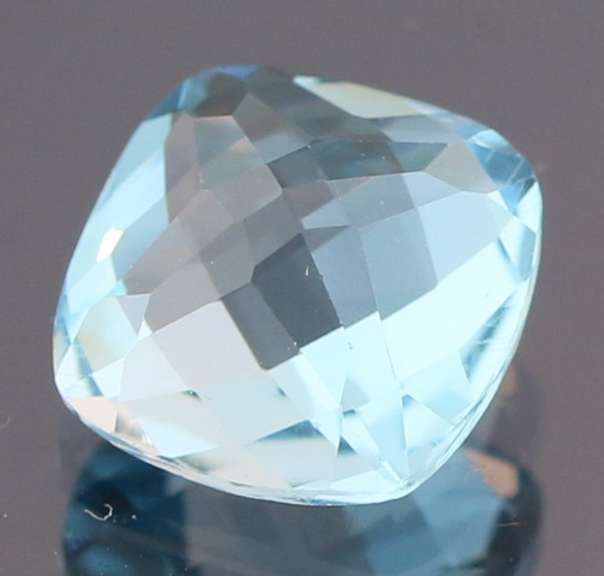 Glittering 3.97ct sky blue checker cut Topaz