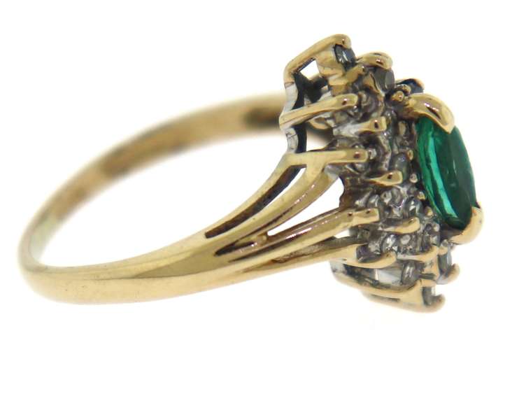 Beautiful Marquise Emerald and Diamond Ring in 14kt