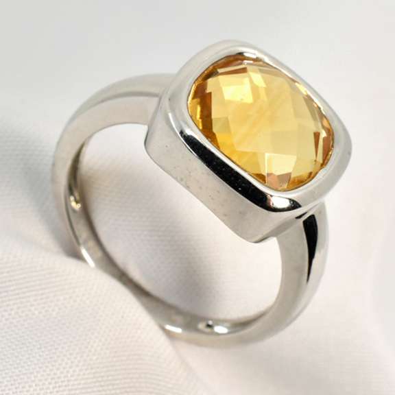 Chic Citrine Ring in 14K White Gold