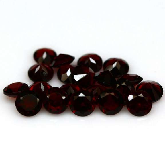 Rich round cut 8.86ct Garnet set