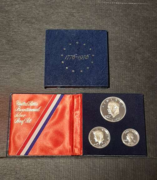5 1976 Silver 3 Piece Proof Sets