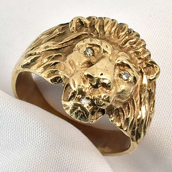 Detailed Lion Ring