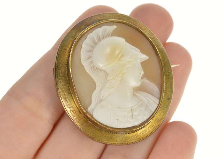 10K Yellow Gold Victorian Greek Soldier Carved Cameo Pendant/Pin