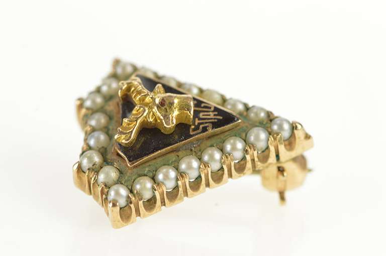 10K Yellow Gold Victorian Seed Pearl Black Onyx Stag Lapel Pin/Brooch