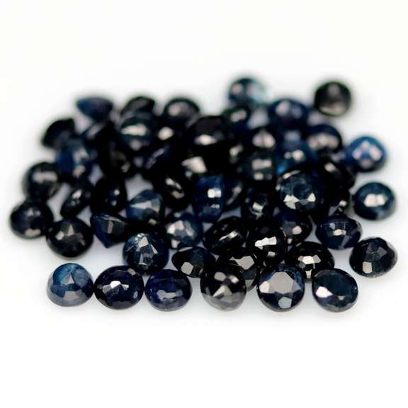 8.55ct Royal blue Sapphire set from Madagascar