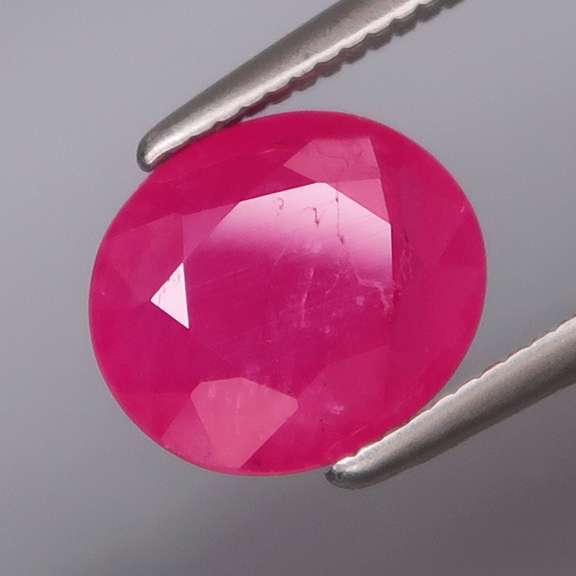 Heated only! 3.74ct pinkish red Ruby