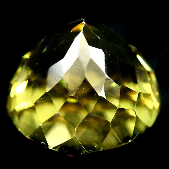 Fiery 9.97ct round cut lemon yellow Citrine
