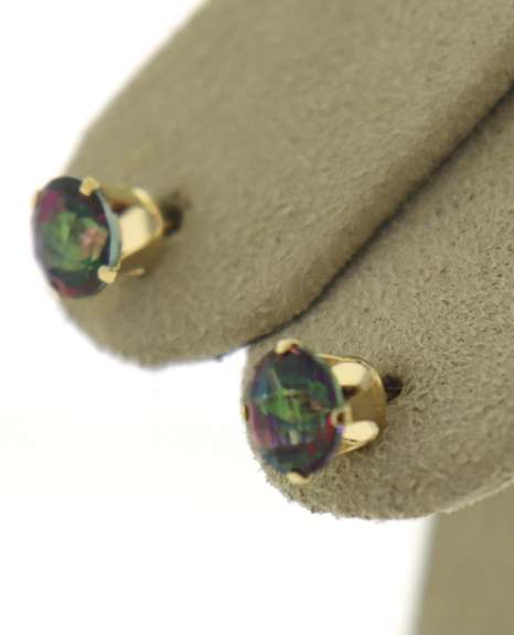 Nice Yellow Gold Mystic Topaz Stud