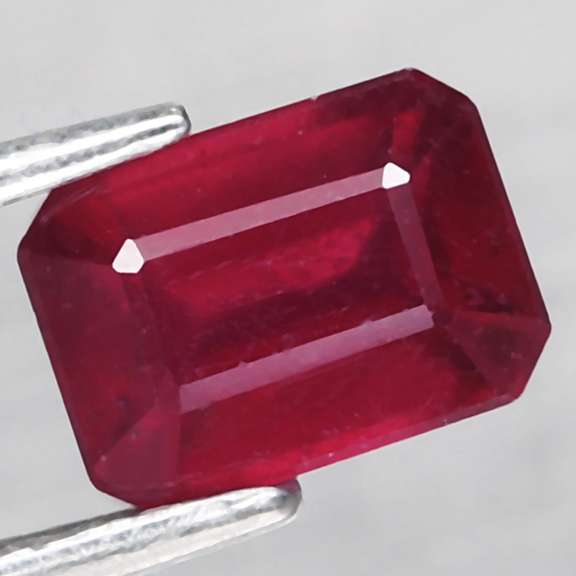 Lovely 1.65ct rich blood red Ruby