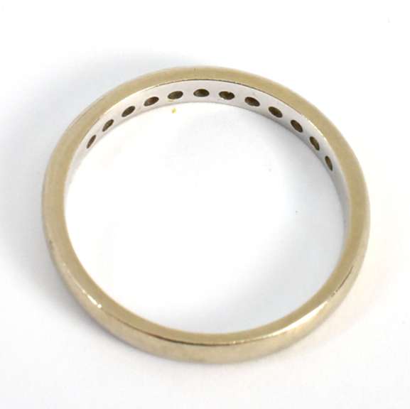 Stackable WG Channel Set Diamond Band