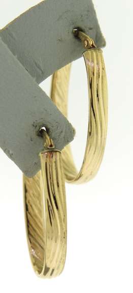 Beautiful Yellow Gold Wave Oval Earrings