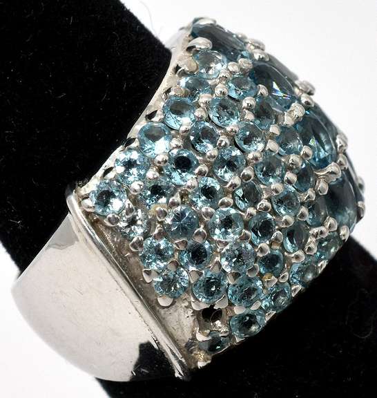 Sterling Silver Blue Topaz Ring