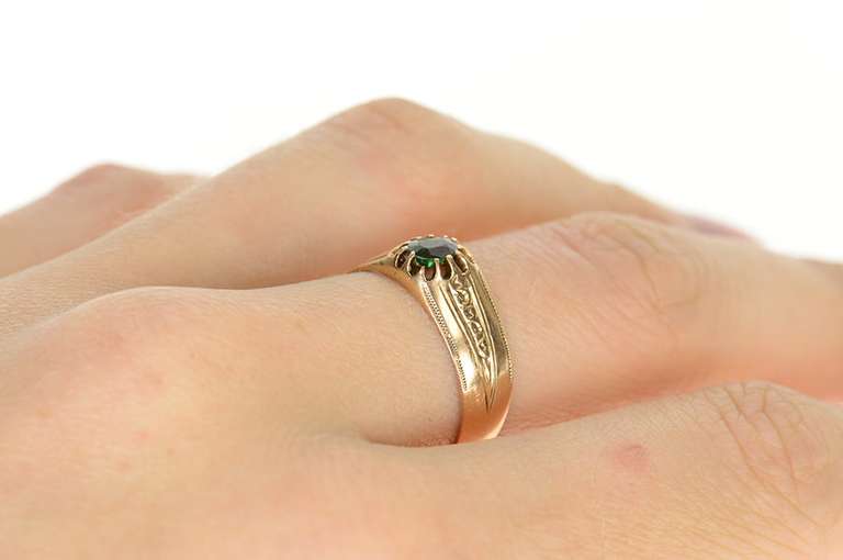14K Yellow Gold Victorian Ornate Etched Syn. Emerald Ring