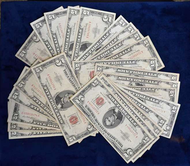Estate Lot Of Five Dollar Bills Red Seals 24 Total