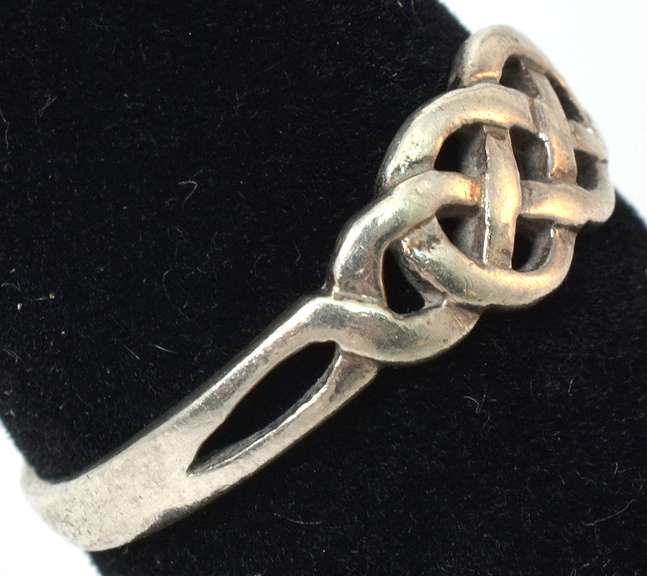 Sterling Silver Celtic Knot Ring