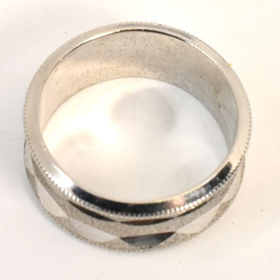 Flashy White Gold Band