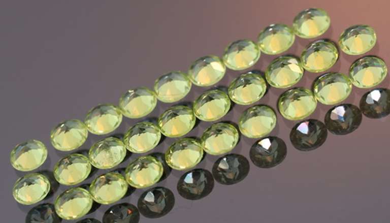 Brilliant 5.06ct set of matched diamond cut Peridot