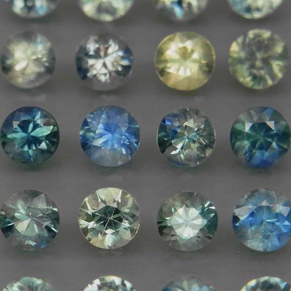 Heated only! 4.25ct diamond cut Australian Sapphire set