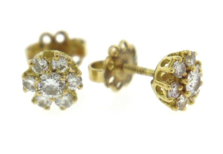 Sparkling 18kt Diamond Stud Earrings