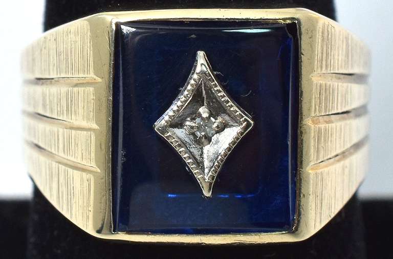 Bold Spinel & Diamond Ring in Yellow Gold