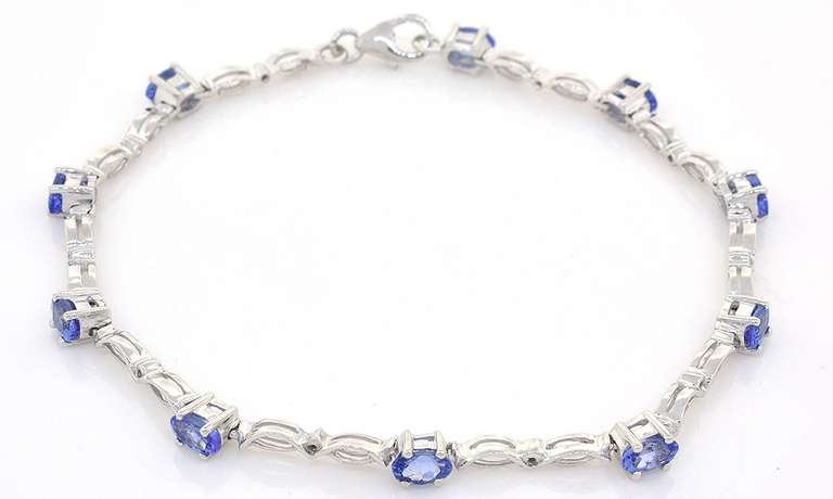 Sweet Tanzanite Bracelet in Sterling Silver