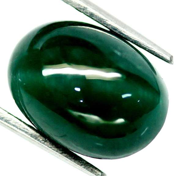 Eye catching 2.68ct forest green Apatite cabochon