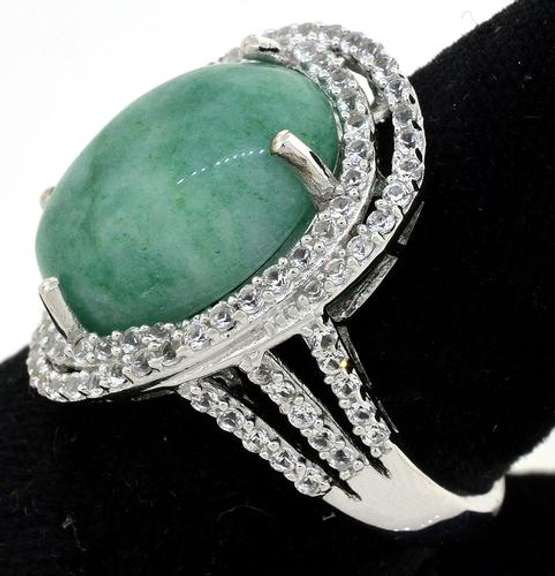 Sparkling Massive 10.82CT Cabochon-Cut Natural Emerald & White Sapphire Ring