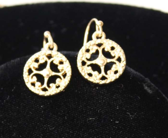 Hand Finished Fashion Jewelry Neck Lace